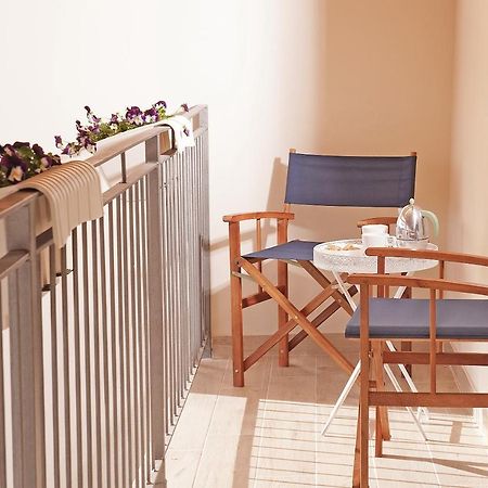 Apartments Villa Bougainville San Felice del Benaco Dış mekan fotoğraf