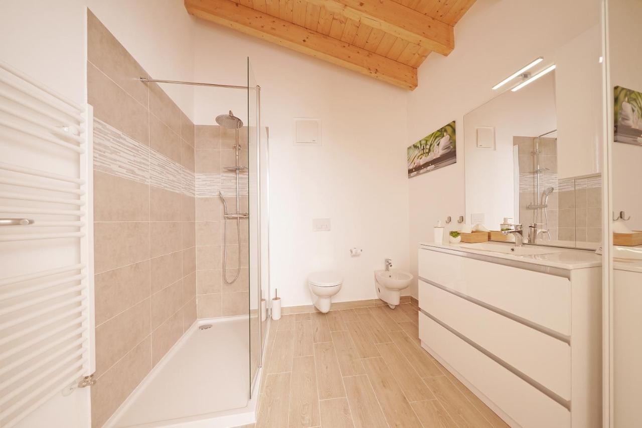 Apartments Villa Bougainville San Felice del Benaco Dış mekan fotoğraf