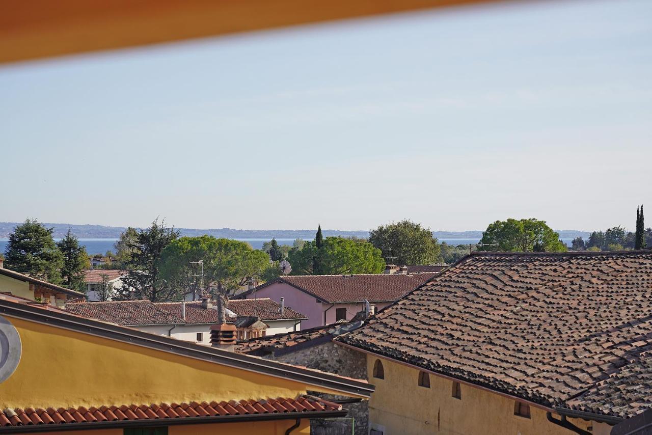 Apartments Villa Bougainville San Felice del Benaco Dış mekan fotoğraf