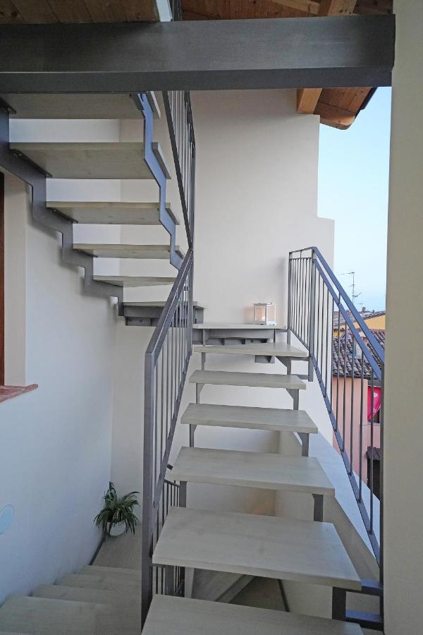 Apartments Villa Bougainville San Felice del Benaco Dış mekan fotoğraf