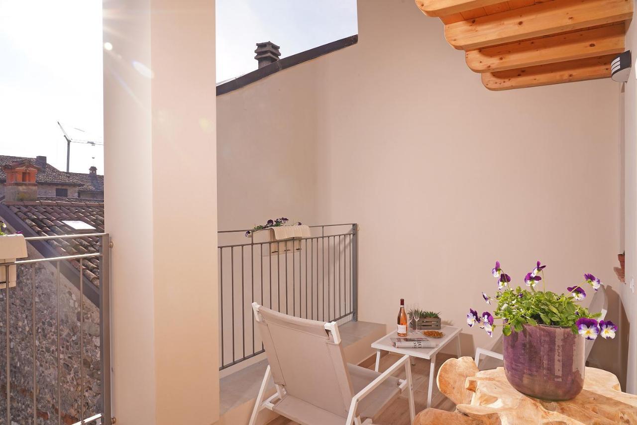 Apartments Villa Bougainville San Felice del Benaco Dış mekan fotoğraf