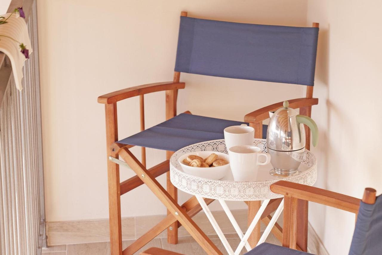 Apartments Villa Bougainville San Felice del Benaco Dış mekan fotoğraf